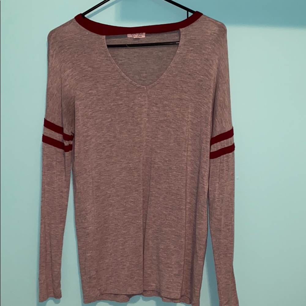 ultra flirt gray baseball top